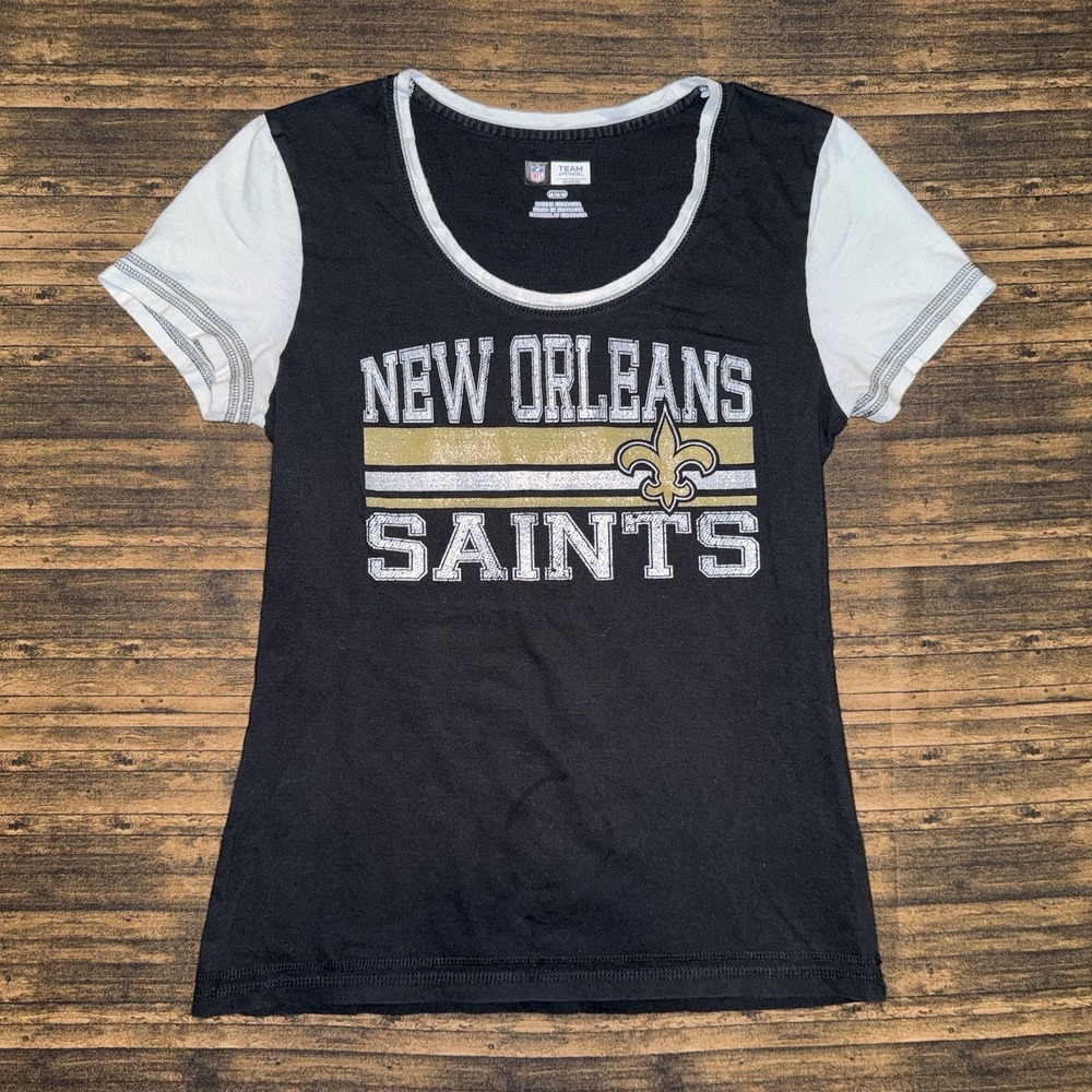 NFL Team Apparel T-Shirt Women M Black New Orleans Saints Graphic Tee - Picture 1 of 6